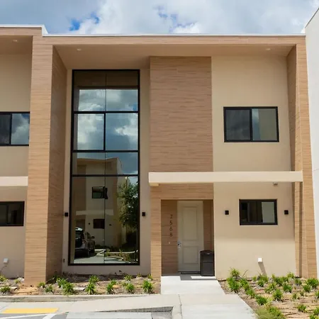 Gorgeous 3 Bd Close To Disney @ Magic Village 7568